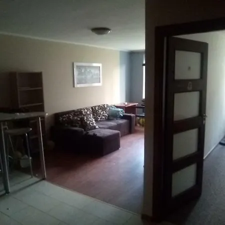 Perfect House On Old Town Street Apartment *